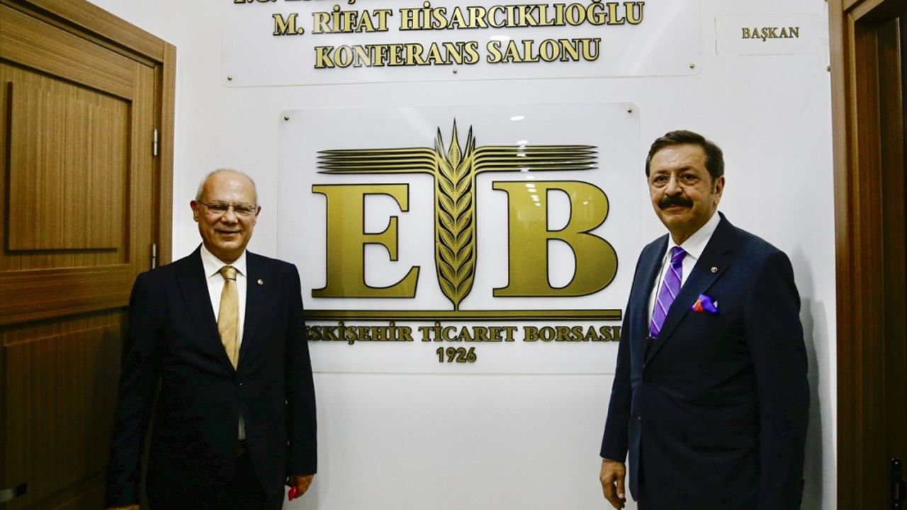 TOBB Başkanı Hisarcıklıoğlu, Eskişehir Ticaret Borsası İstişare Toplantısı'nda konuştu: