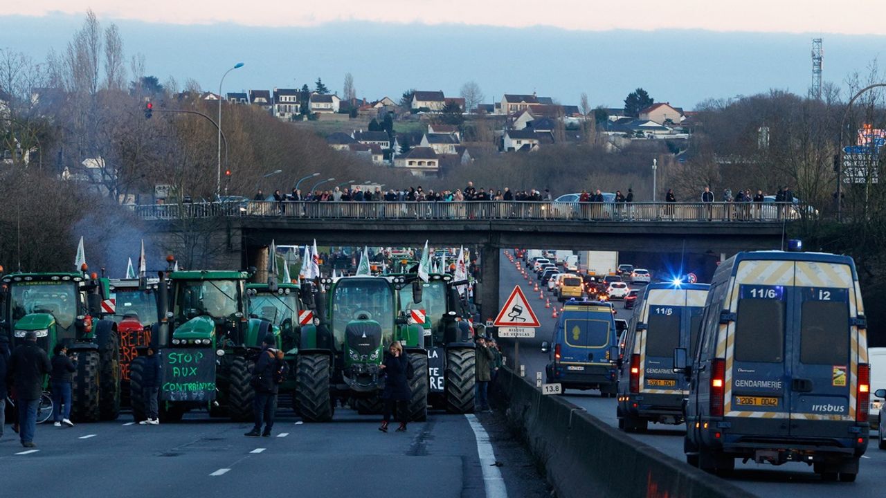 Avrupa'daki çiftçi protestolarına karşı Portekiz'den önlem