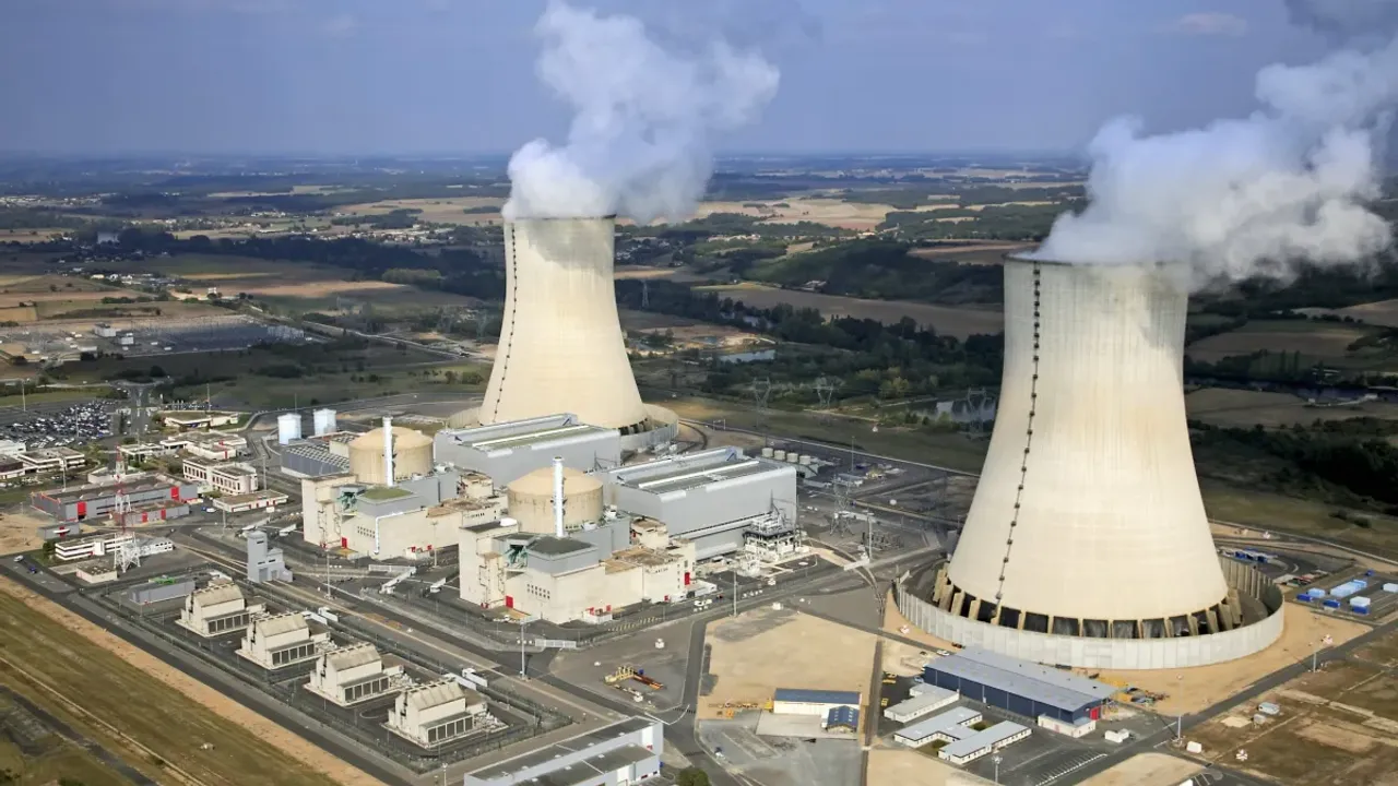 Fransa'dan enerji devrimi: 14 Yeni nükleer santral yolda