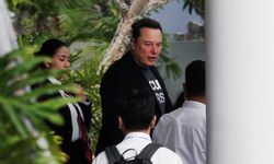 Elon Musk Endonezya'da! Starlink hizmeti Bali'de başlıyor