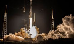 Eutelsat, SpaceX iş birliğiyle 20 yeni uydu fırlattı!