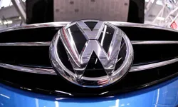 Moody’s, Volkswagen’in kredi notunu düşürdü