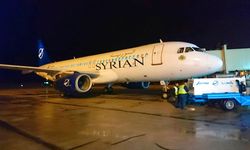 İsrail saldırısı sonrası Sana Havalimanı kapatıldı