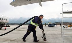 Hürmüz riskiyle Avrupa’da jet yakıtı rekor kırdı!