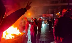 İran yönetimi protesto ve dış baskıya rağmen ayakta kalıyor