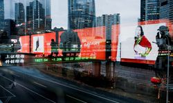 Yatırımcı riskten kaçıyor; borsalarda sert satış dalgası