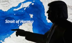 Trump Hürmüz Boğazı açılmazsa petrol kuyularını vuracak