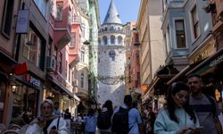 Türkiye pahalandı, turist sayısı mayısta düştü