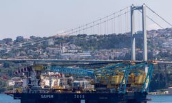 Ankara Karadeniz'e gemi geçişinin sürdüğünü açıkladı