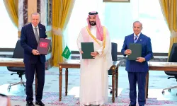 Pakistan'dan üçlü savunma anlaşması için İran mesajı
