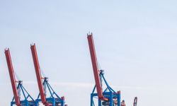 Limanlarda 9 ayda 412 milyon ton yük elleçlendi