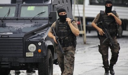 İstanbul'da DEAŞ ile bağlantılı 17 kişi gözaltına alındı