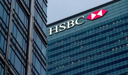 HSBC 400 milyon dolarlık zarardan sonra frene bastı