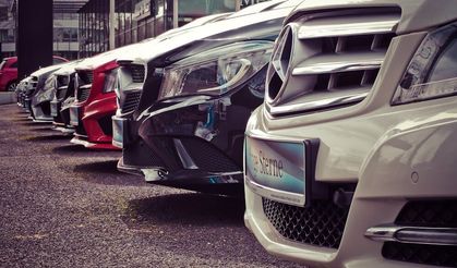 Kamuda araç kiralamalarına Hazine freni geldi