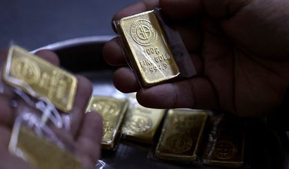 Güvenli limanda yön değişti; altın iki haftanın zirvesinde