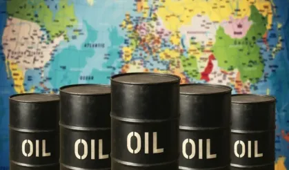 Brent petrol 80 doların altına indi, gözler barışta