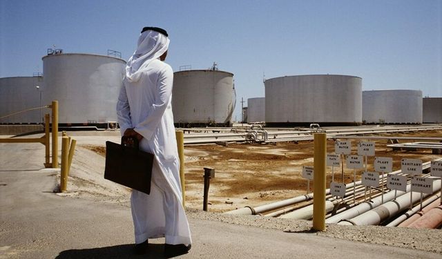 Husiler, Riyad'daki Aramco tesisine saldırıyı üstlendi