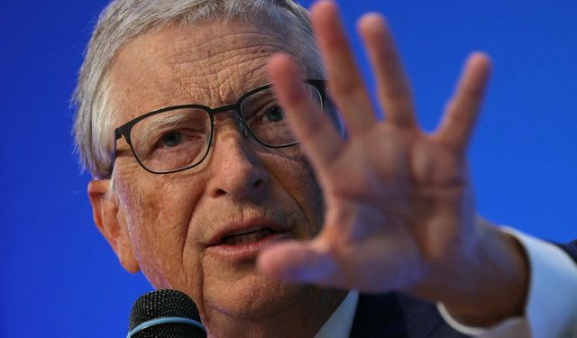 Bill Gates'ten yapay zekâ için bir milyar ölüm uyarısı