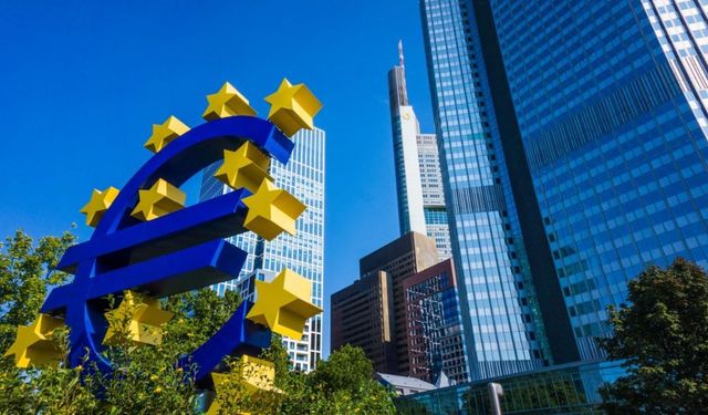 Euro Bölgesi'nde kredi koşulları şirket, konut ve tüketicide sıkılaştı