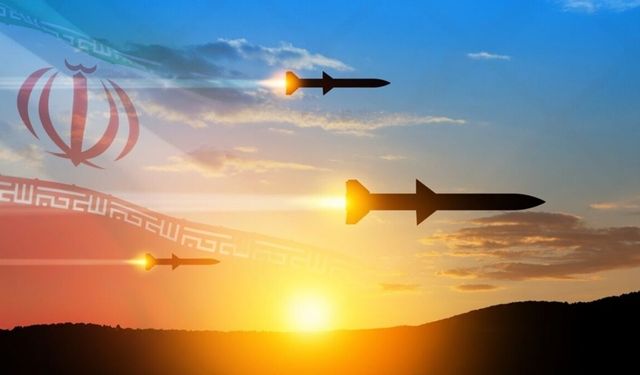 İran Gerçek Vaat 4 operasyonuyla bölgeyi vurdu