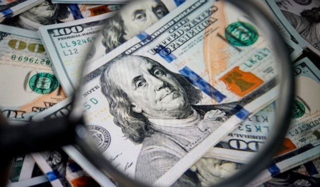 ABD doları en kötü haftalık performansına yaklaşıyor