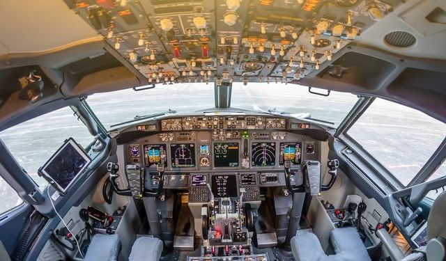 CAE ikinci çeyrekte gelir tahminlerini aştı