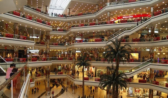 AVM girişleri ücretli mi olacak sorusuna resmi yanıt geldi