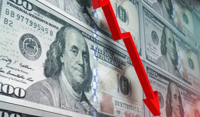 Dolar yedi haftanın dibinde, Fed belirsizliği düşüşü kesti