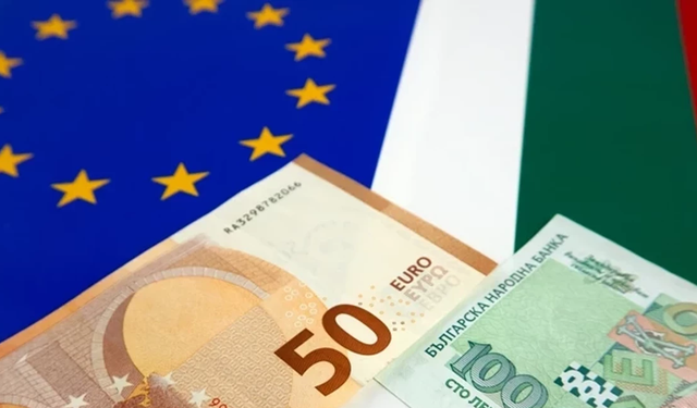 Bulgaristan euro bölgesine resmen katıldı