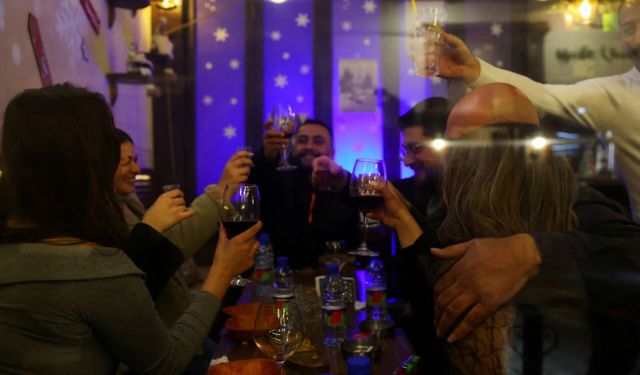 Şam'da restoran ve barlarda alkol satışı yasaklandı