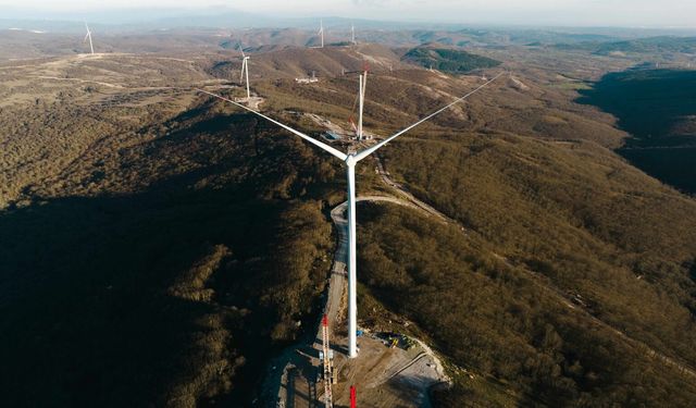Metgün Enerji’nin Elmacık RES projesinde 3 türbin devreye alındı