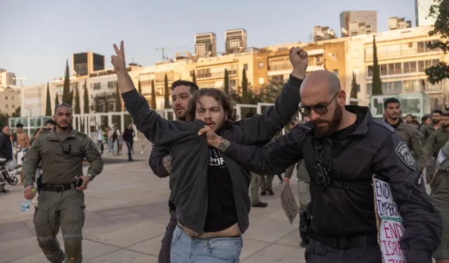 İsrail'de hükümet karşıtı protestolar yeniden büyüdü