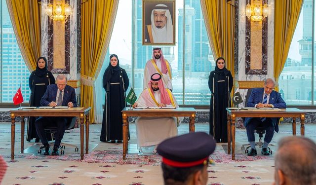 Mekke Paktı Suudi Arabistan'a kuvvet konuşlandıracak