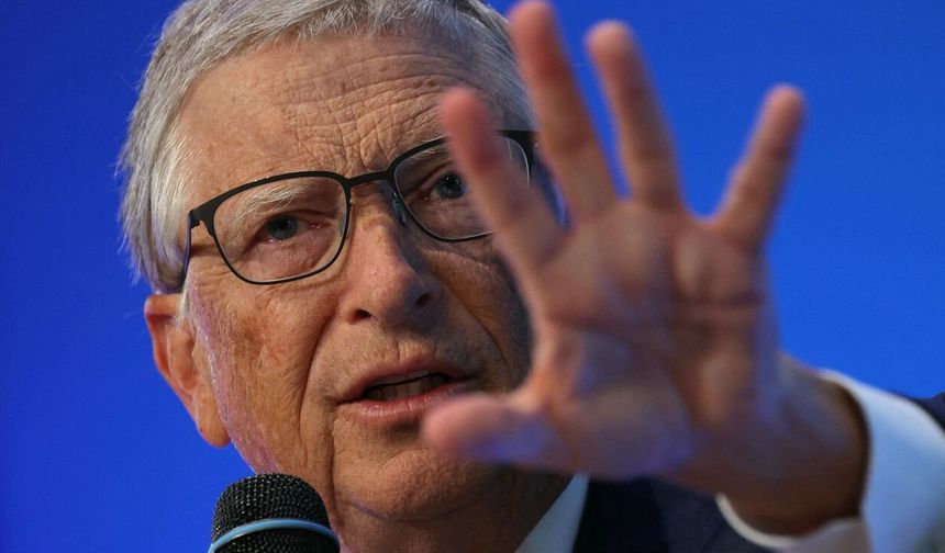 Bill Gates'ten yapay zekâ için bir milyar ölüm uyarısı