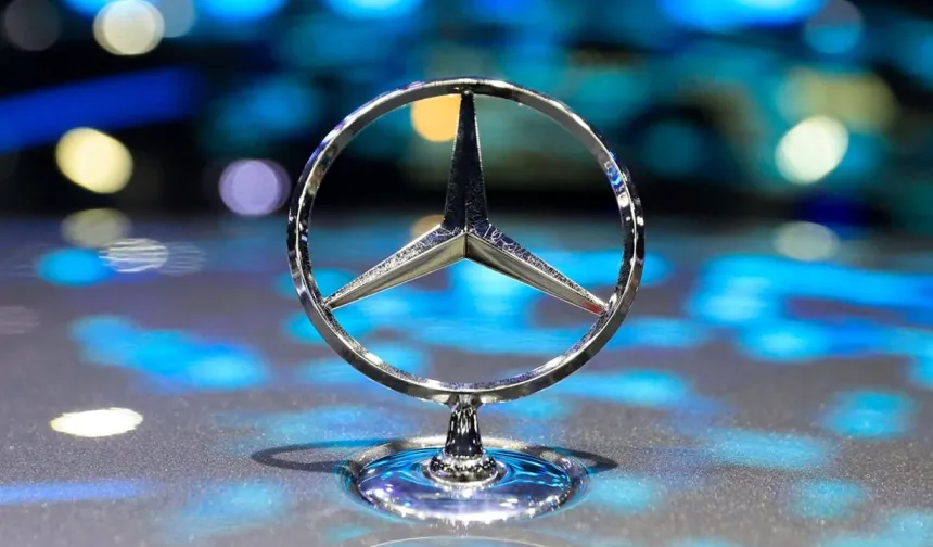 Araç fiyatları arttı, zam şampiyonu Mercedes-Benz