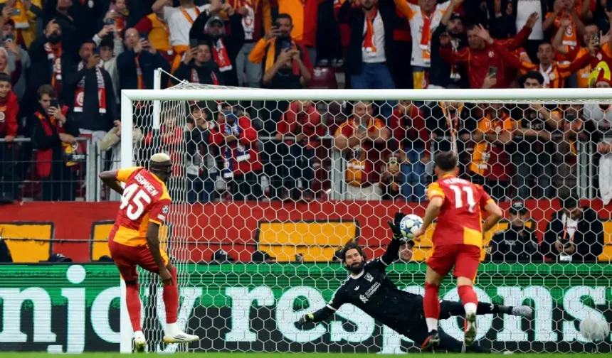 Galatasaray'ın Liverpool galibiyetine övgü yağdı