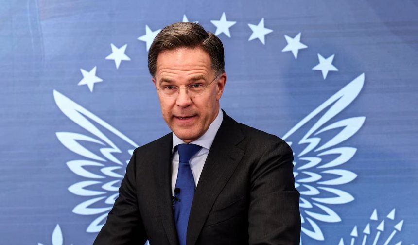 NATO'dan Trump'ın Hürmüz planına ret