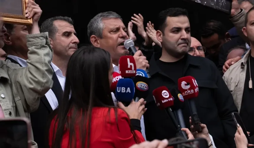 Özel Meclis’e yürüdü CHP’de kriz derinleşti
