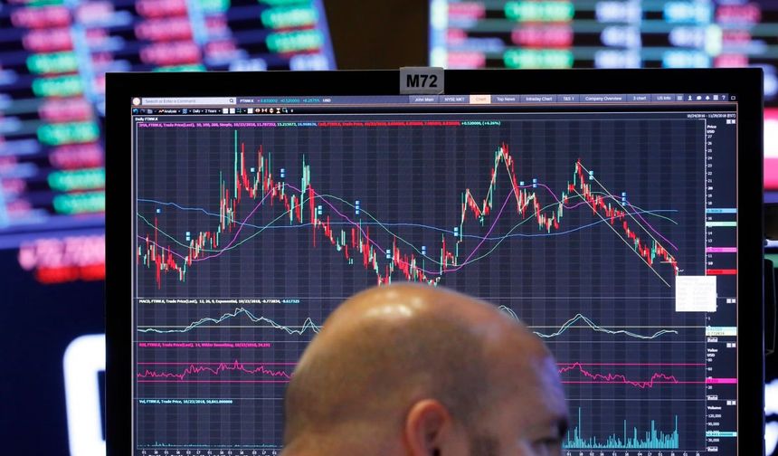 BIST 100 ilk yarıda yatay seyretti, bankacılık geriledi