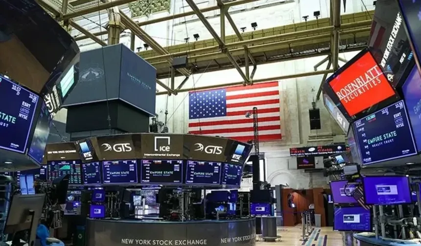 New York borsası tarihi zirvelerde kapandı