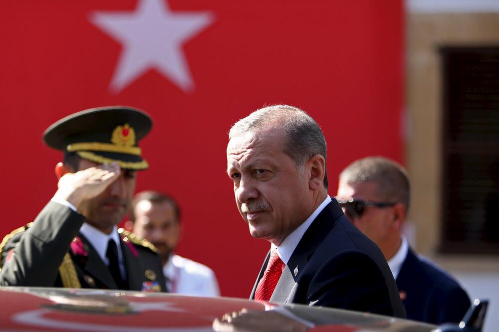 Cumhurbaşkanı Recep Tayyip Erdoğan’ın, İstanbul’da düzenlenecek İslam İşbirliği Teşkilatı (İİT) Dışişleri Bakanları toplantısında konuşma yapması bekleniyor.