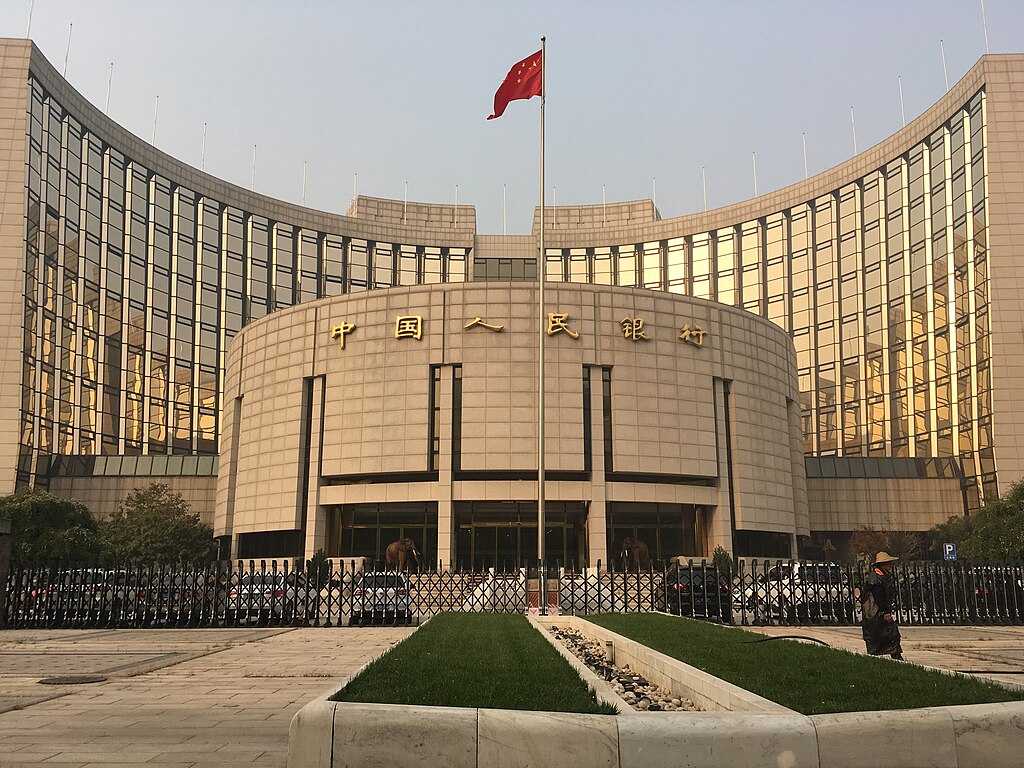 Çin Merkez Bankası Başkanı Pan Gongsheng, dijital yuanın küresel yayılımı için Şanghay’da uluslararası bir merkez kurulacağını duyurdu.
