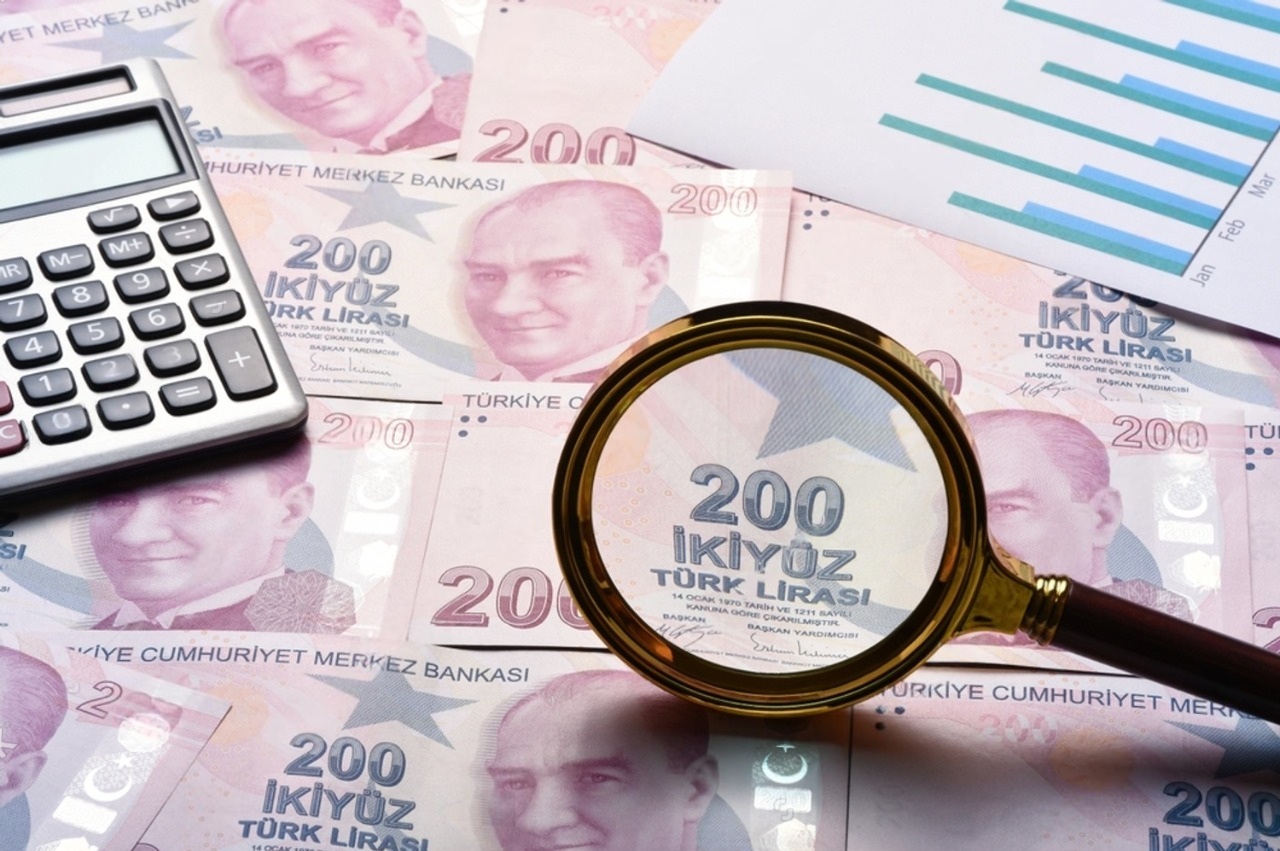 Bankacılık sektörünün toplam kredi hacmi 2025’in ilk beş ayında 18,9 trilyon liraya ulaşarak reel bazda büyüme gösterdi. En büyük pay ticari kredilerde.