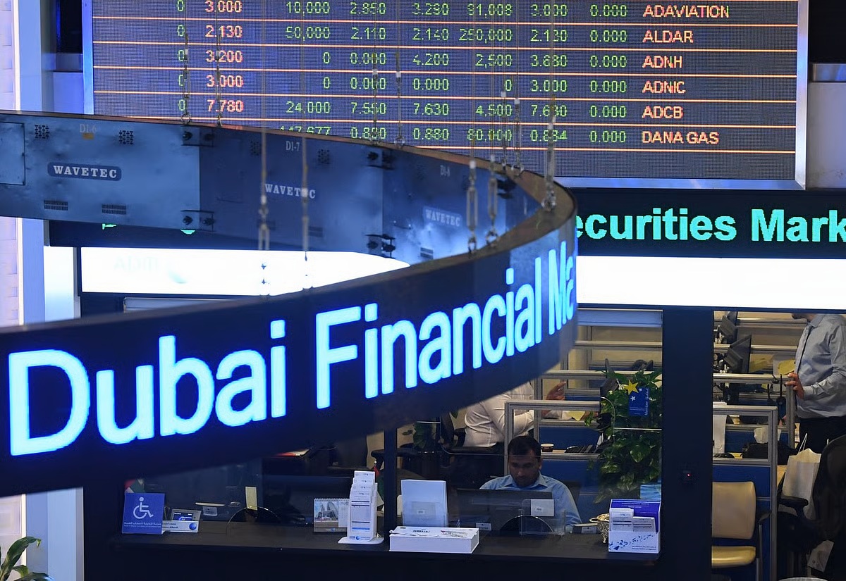 Dubai Borsası, İsrail’in İran’a saldırısı sonrası bölgesel gerilimden en çok etkilenen piyasalardan biri oldu. Hisselerdeki kayıplar dikkat çekti.