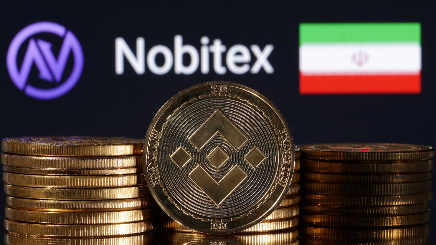 İsrail yanlısı bir grup, İran’ın en büyük kripto platformu Nobitex’e saldırarak 90 milyon dolarlık dijital varlık ele geçirdi.