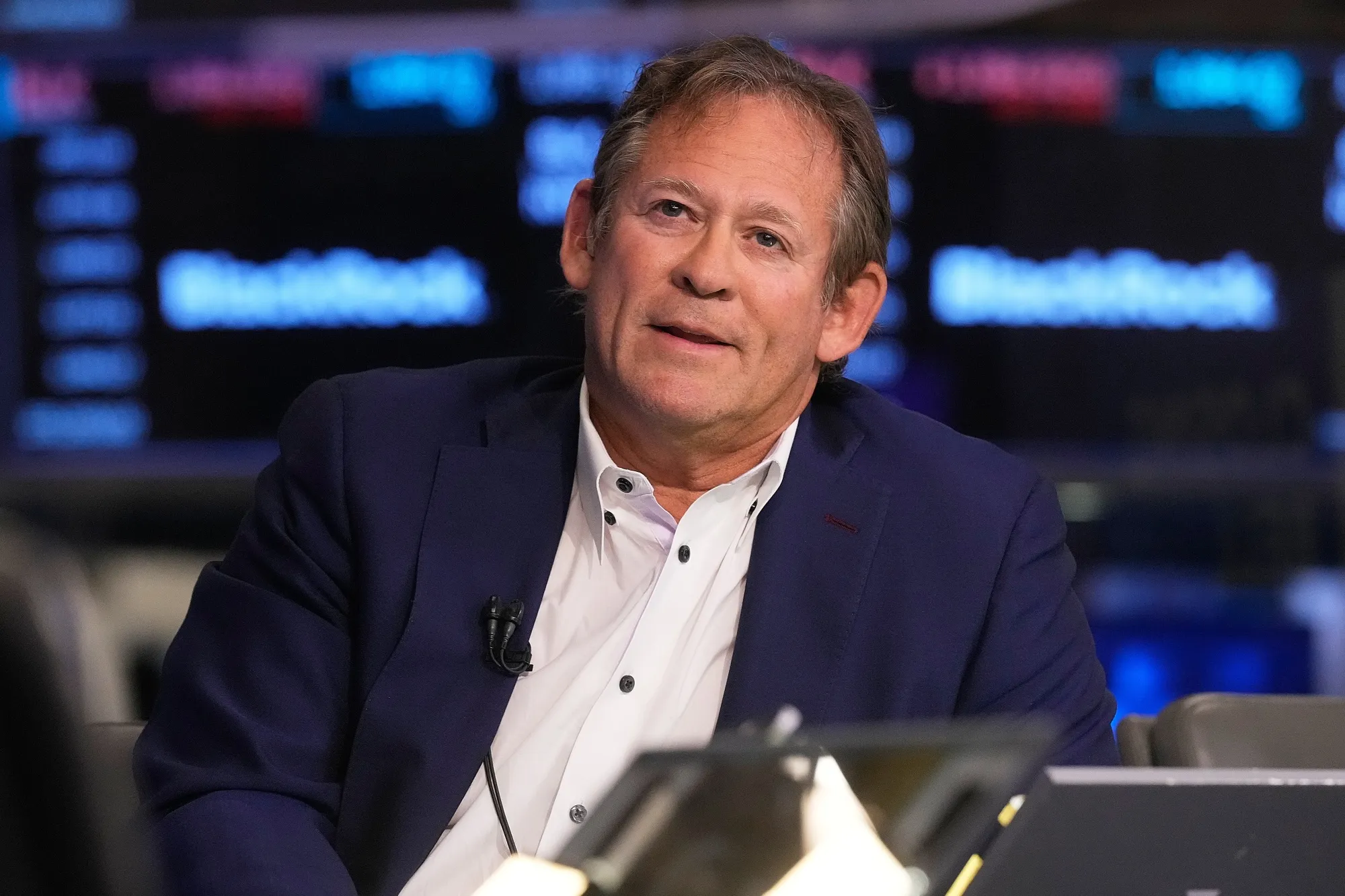 Fed koltuğunda Rick Rieder ismi güçlenirken, Big Tech bilançoları ve Starmer'ın Çin ziyareti küresel piyasaların ana gündemi haline geldi.