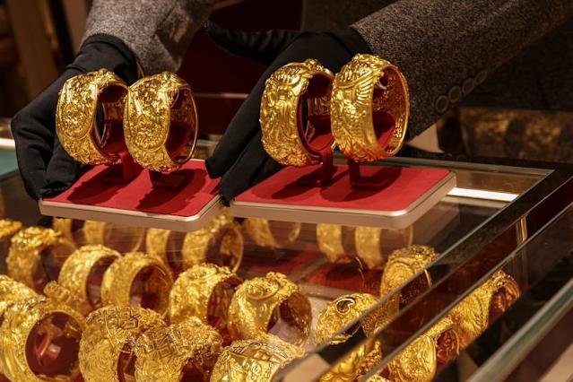 Altına yönelen tasarruflar, küresel belirsizlikler ve artan risk algısıyla birlikte yatırımcıların güvenli liman arayışını güçlendiriyor.