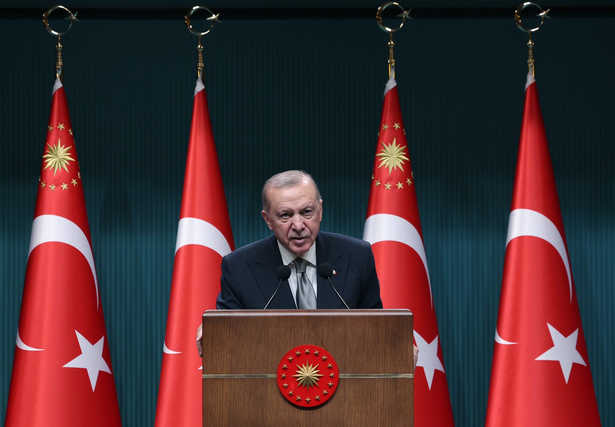 Erdoğan: Fon sorununu kontrol altına aldık, ara ödemeler kanunla başlayacak